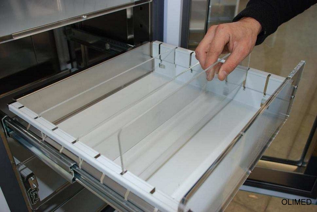 Divisori in plexiglass per interno cassetto (LAB Pro) Divisori in plexiglass per interno cassetto (LAB Pro)